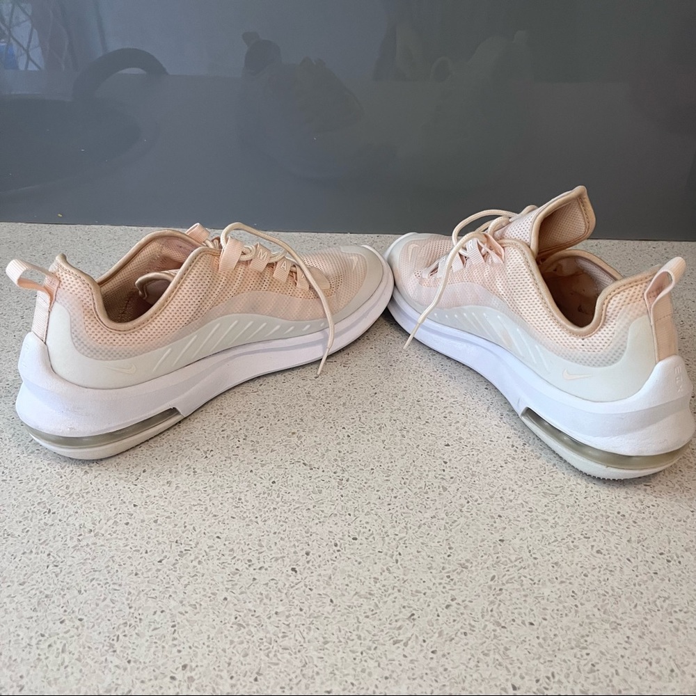 Nike air max sneakers Size UK5.5/EU39: fits AU8 - Picture 6 of 10